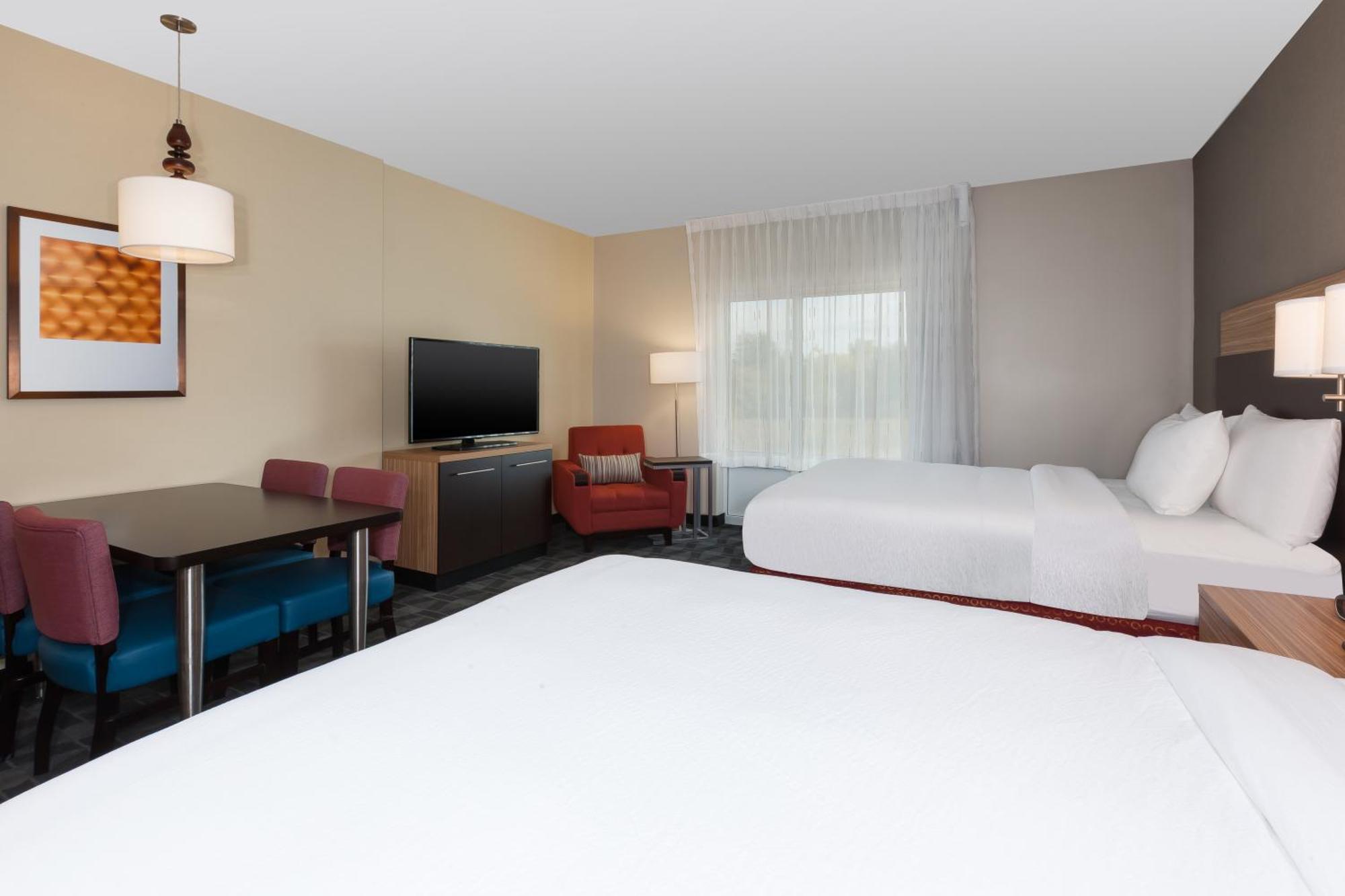 Towneplace Suites By Marriott Grand Rapids Airport Southeast Buitenkant foto