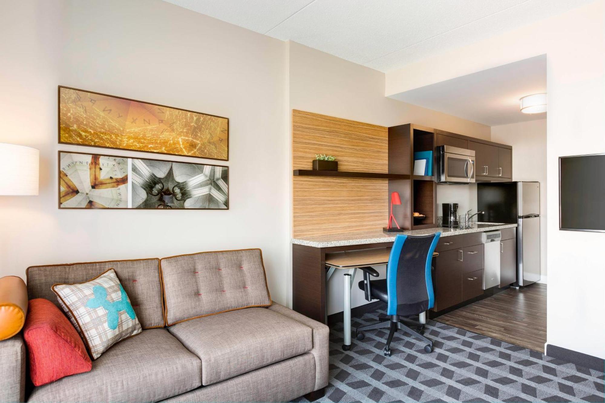 Towneplace Suites By Marriott Grand Rapids Airport Southeast Buitenkant foto